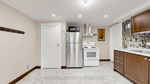 Photo 26 at 956 Lake Drive E, Sutton & Jackson's Point, Georgina