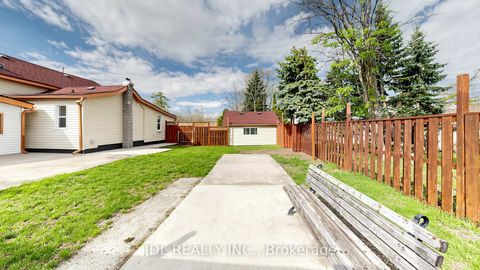 Photo 29 at 956 Lake Drive E, Sutton & Jackson's Point, Georgina