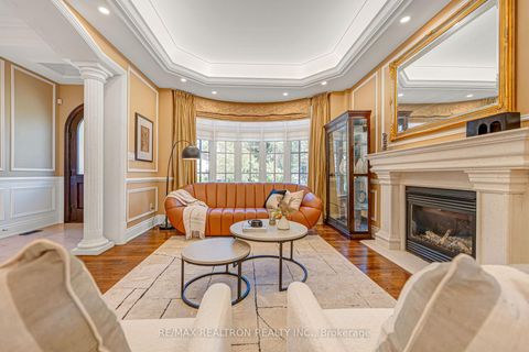 Photo 3 at 249 Holmes Avenue, Willowdale East, Toronto
