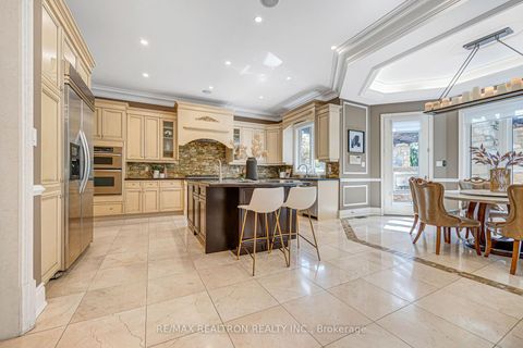 Photo 14 at 249 Holmes Avenue, Willowdale East, Toronto