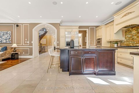 Photo 17 at 249 Holmes Avenue, Willowdale East, Toronto