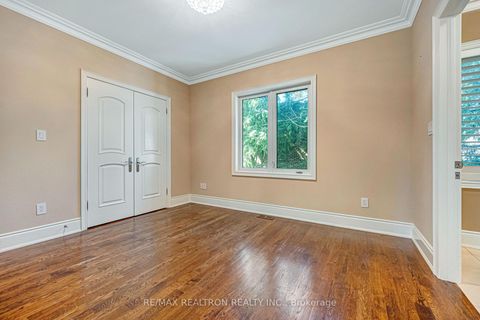 Photo 32 at 249 Holmes Avenue, Willowdale East, Toronto