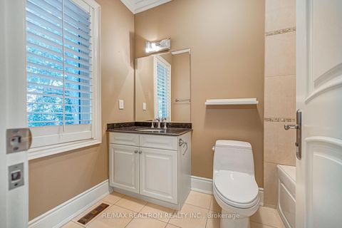 Photo 33 at 249 Holmes Avenue, Willowdale East, Toronto