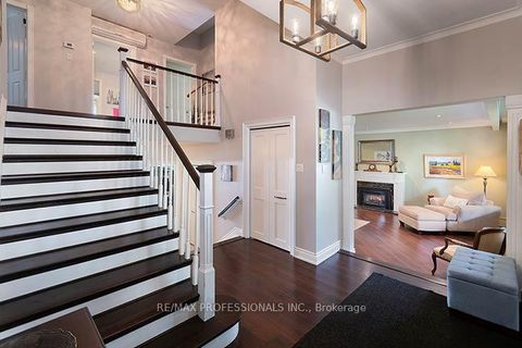 Photo 6 at 7 Treeline Court, Markland Wood, Toronto