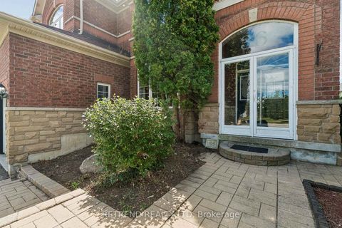 Photo 1 at 36 Sandringham Drive, Shore, Barrie