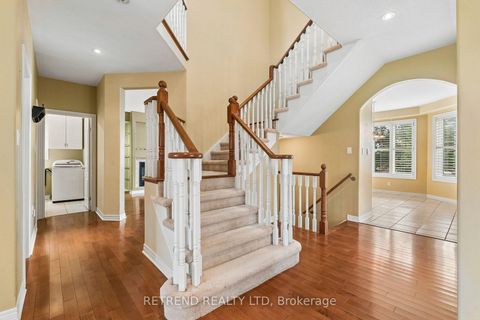 Photo 5 at 36 Sandringham Drive, Shore, Barrie