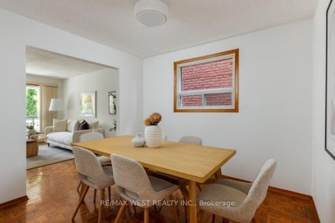 Photo 10 at 214 Markham Street, Bellwoods, Toronto