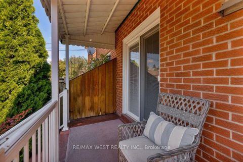 Photo 37 at 214 Markham Street, Bellwoods, Toronto