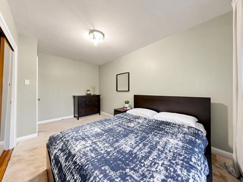 Photo 17 at 941 Willowdale Avenue, Newtonbrook East, Toronto