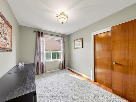 Photo 20 at 941 Willowdale Avenue, Newtonbrook East, Toronto