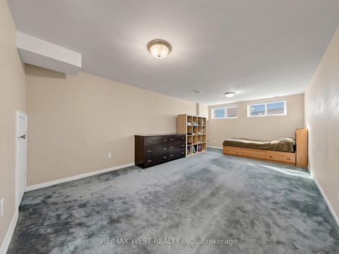 Photo 35 at 941 Willowdale Avenue, Newtonbrook East, Toronto