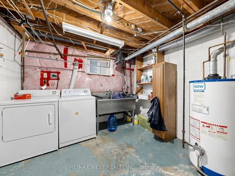 Photo 41 at 941 Willowdale Avenue, Newtonbrook East, Toronto