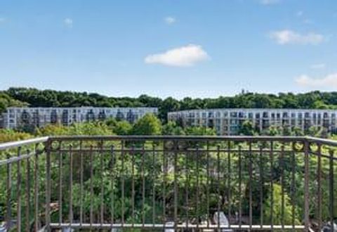 Photo 26 at 808 - 18 William Carson Crescent, Windfields, Toronto