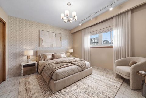 Photo 15 at 163 Elgin Mills Road W, Mill Pond, Richmond Hill