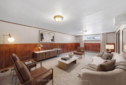 Photo 18 at 163 Elgin Mills Road W, Mill Pond, Richmond Hill