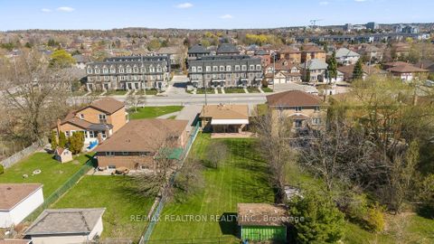 Photo 29 at 163 Elgin Mills Road W, Mill Pond, Richmond Hill