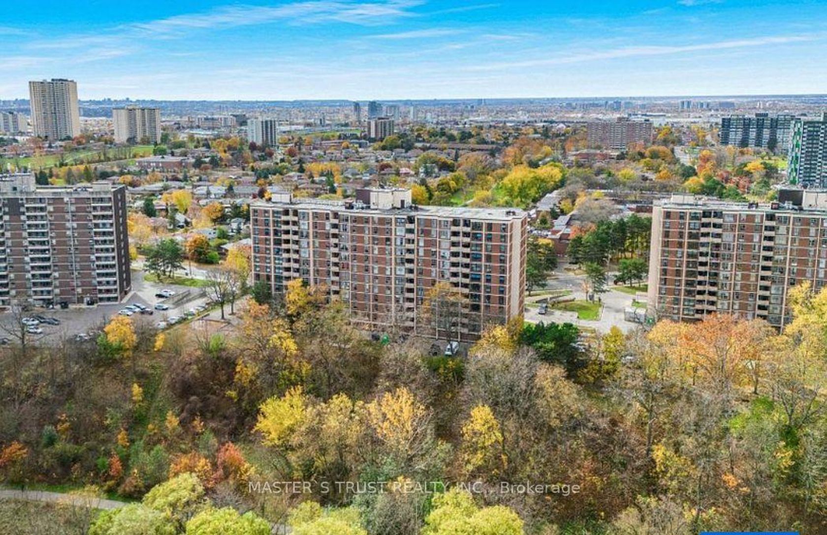 707 - 335 Driftwood Avenue, Black Creek, Toronto 