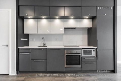 Photo 4 at 2711 - 15 Grenville Street, Bay Street Corridor, Toronto