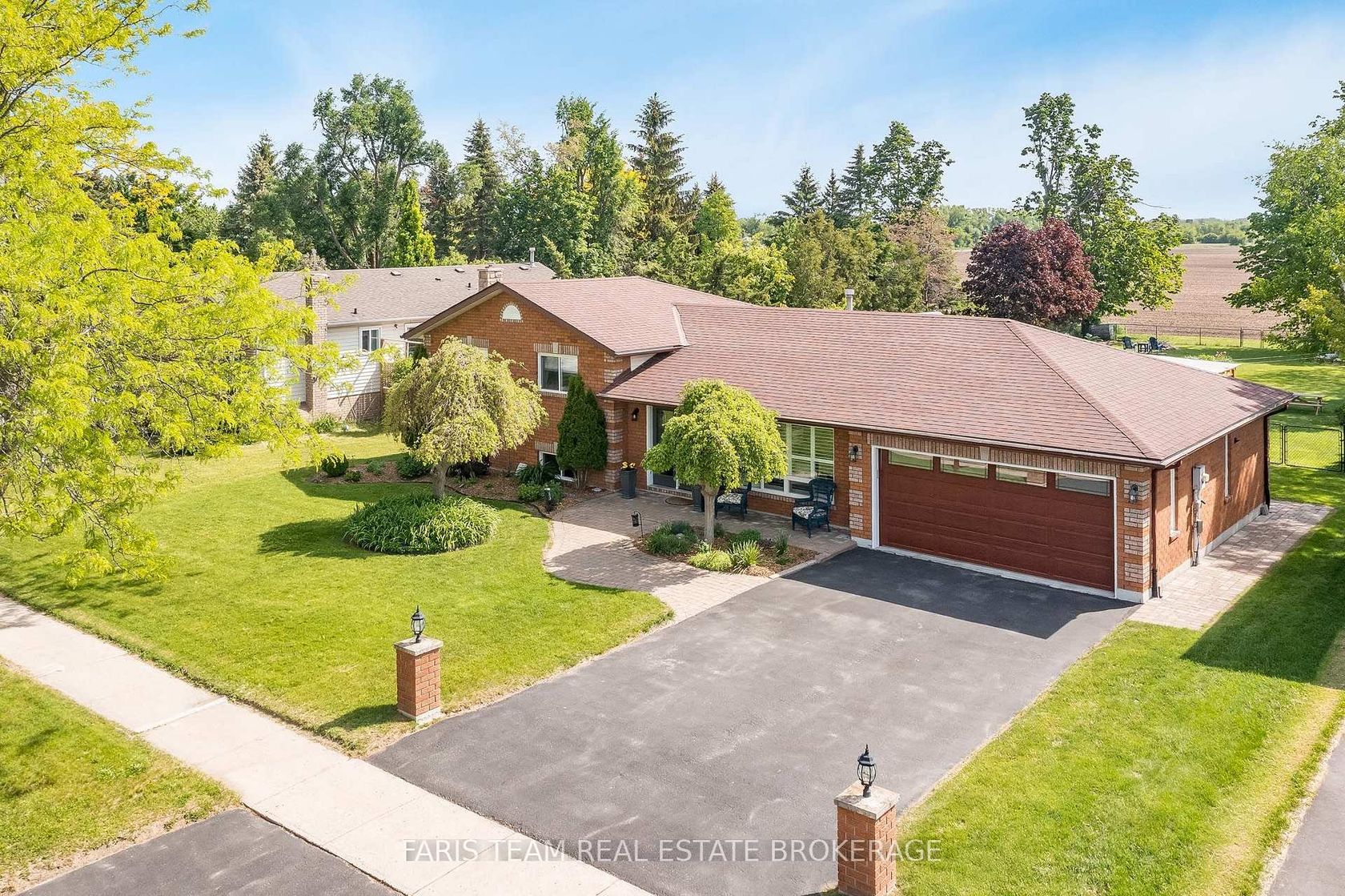 2032 Chantler Street, Stroud, Innisfil photo 3