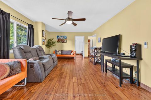 Photo 7 at 815 Lagoon Drive, Historic Lakeshore Communities, Georgina