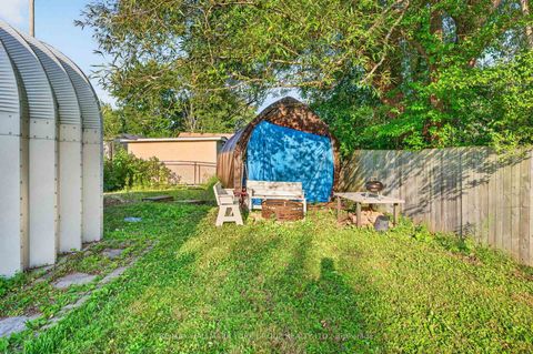 Photo 27 at 815 Lagoon Drive, Historic Lakeshore Communities, Georgina