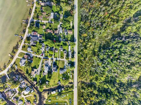 Photo 42 at 815 Lagoon Drive, Historic Lakeshore Communities, Georgina