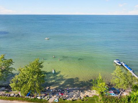 Photo 46 at 815 Lagoon Drive, Historic Lakeshore Communities, Georgina