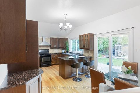 Photo 18 at 4246 Bloor Street W, Markland Wood, Toronto