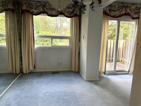 Photo 4 at 10 - 55 Brimwood Boulevard, Agincourt North, Toronto