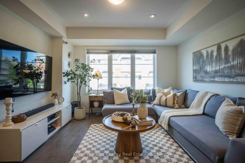 Photo 7 at 104 Howe Avenue, Birchmount, Toronto