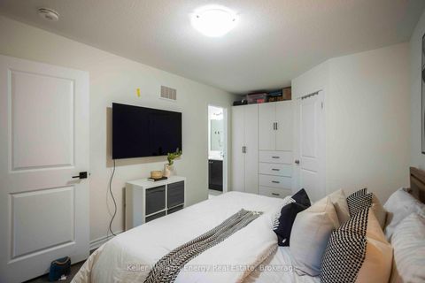 Photo 20 at 104 Howe Avenue, Birchmount, Toronto