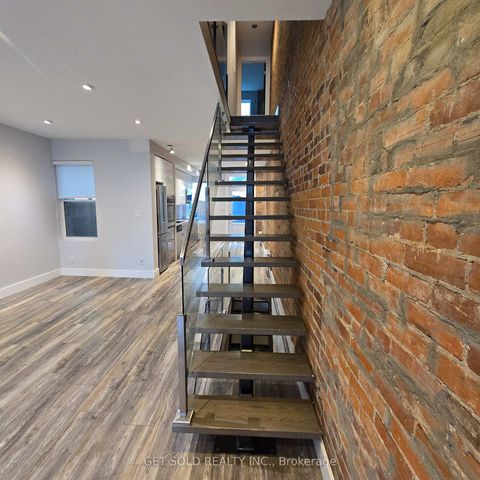 Photo 4 at 348 Dupont Street, Annex, Toronto