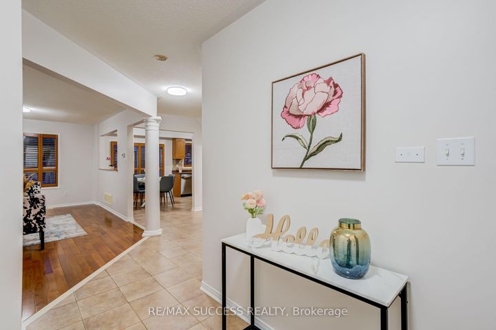 Photo 3 at 54 Ferncroft Place, Fletcher's Meadow, Brampton