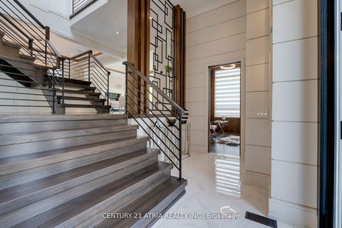 Photo 1 at 225 Northwood Drive, Willowdale East, Toronto