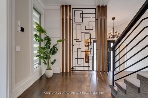 Photo 2 at 225 Northwood Drive, Willowdale East, Toronto