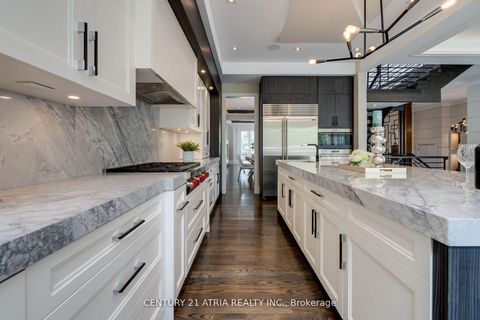 Photo 7 at 225 Northwood Drive, Willowdale East, Toronto