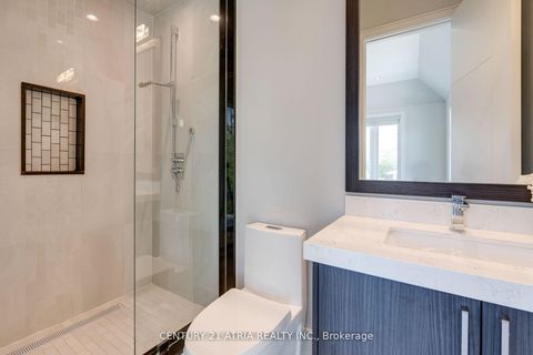 Photo 34 at 225 Northwood Drive, Willowdale East, Toronto
