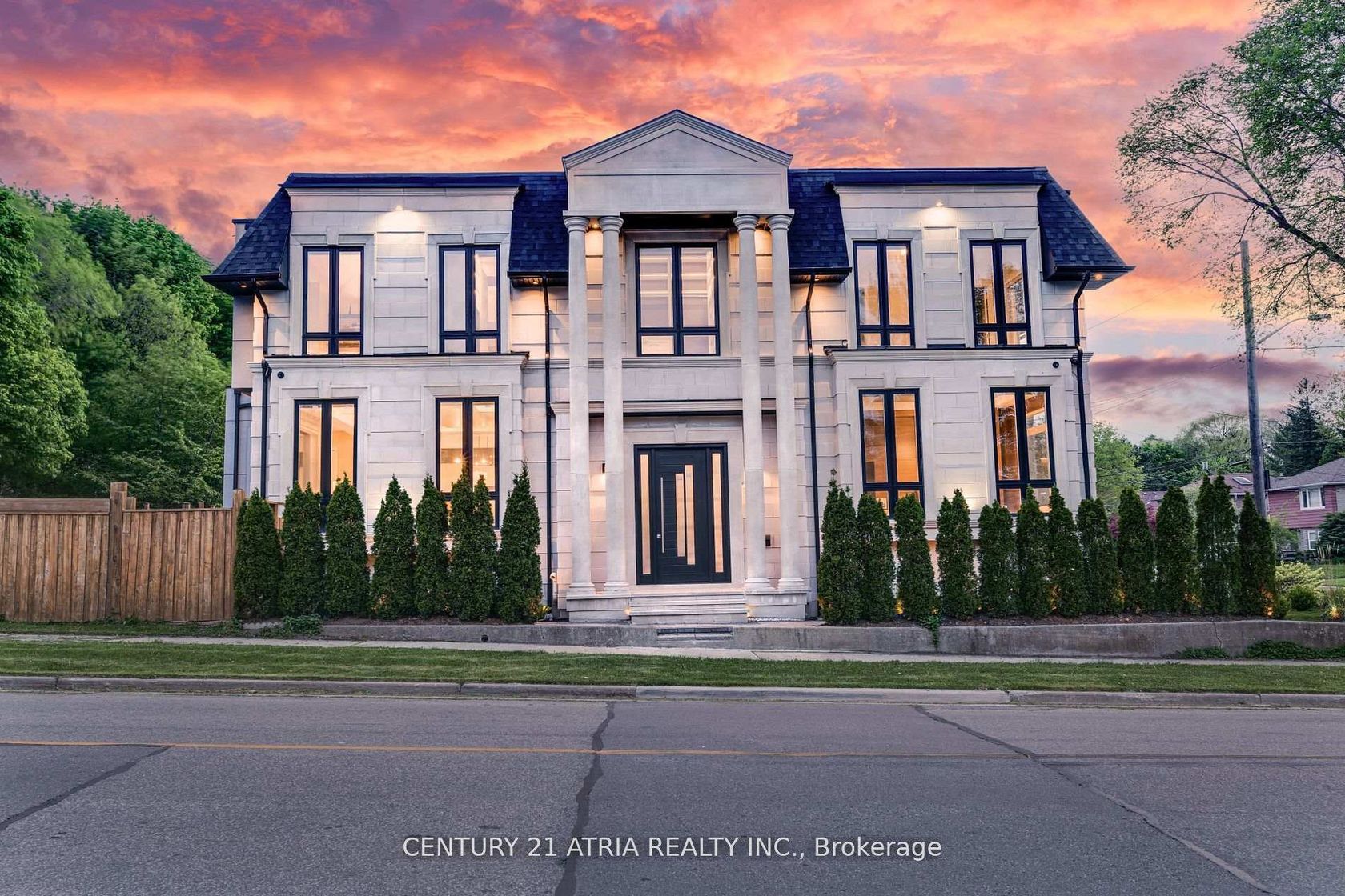 225 Northwood Drive, Willowdale East, Toronto 