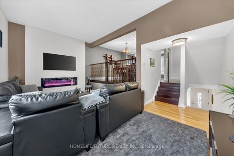 Photo 15 at 70 - 38 John Cabot Way, Jane Heights, Toronto