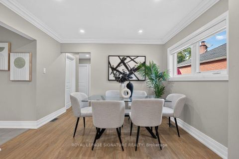Photo 11 at 24 Glenshaw Crescent, Parkview, Toronto