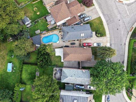 Photo 43 at 24 Glenshaw Crescent, Parkview, Toronto