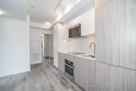 Photo 8 at 237 - 28 Eastern Avenue, Moss Park, Toronto
