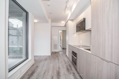 Photo 9 at 237 - 28 Eastern Avenue, Moss Park, Toronto