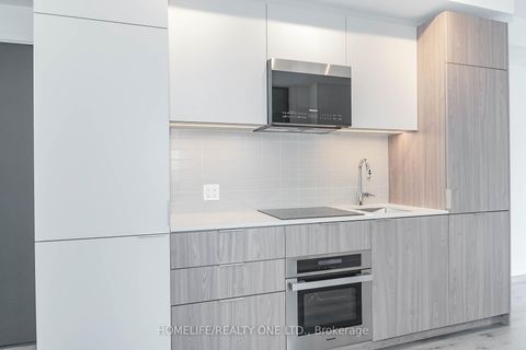 Photo 11 at 237 - 28 Eastern Avenue, Moss Park, Toronto