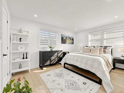 Photo 9 at 299 Horsham Avenue, Willowdale West, Toronto
