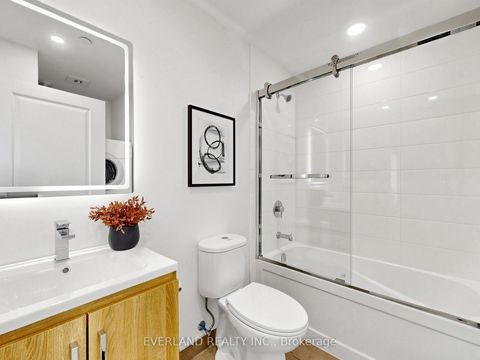 Photo 9 at 2307 - 88 Sheppard Avenue E, Willowdale East, Toronto