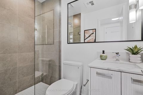 Photo 13 at 182 - 67 Curlew Drive, Donalda, Toronto