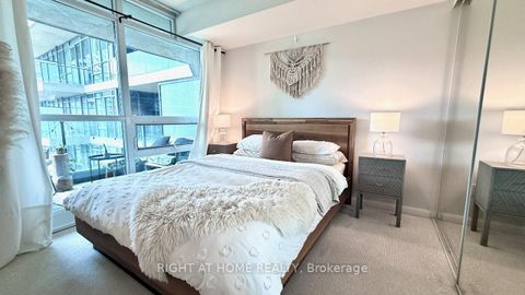 Photo 13 at 656 - 209 Fort York Boulevard S, Niagara, Toronto