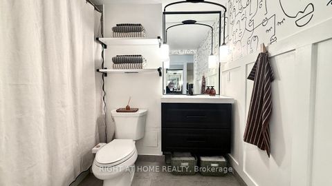 Photo 17 at 656 - 209 Fort York Boulevard S, Niagara, Toronto