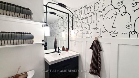 Photo 18 at 656 - 209 Fort York Boulevard S, Niagara, Toronto